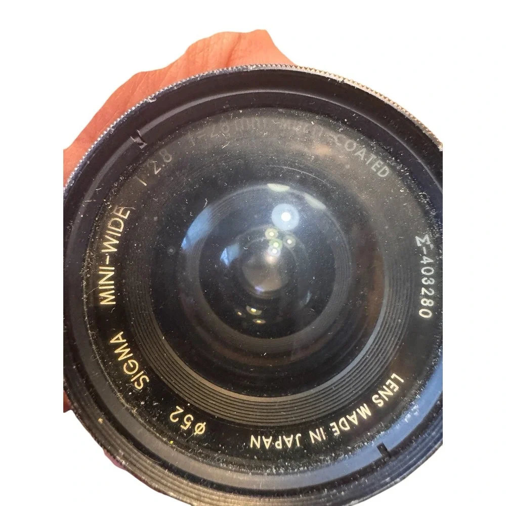 VINTAGE SIGMA MINI-WIDE LENS1:2.8,f=28 mm, COMPLETE WITH HARD LEATHER CASE STRAP